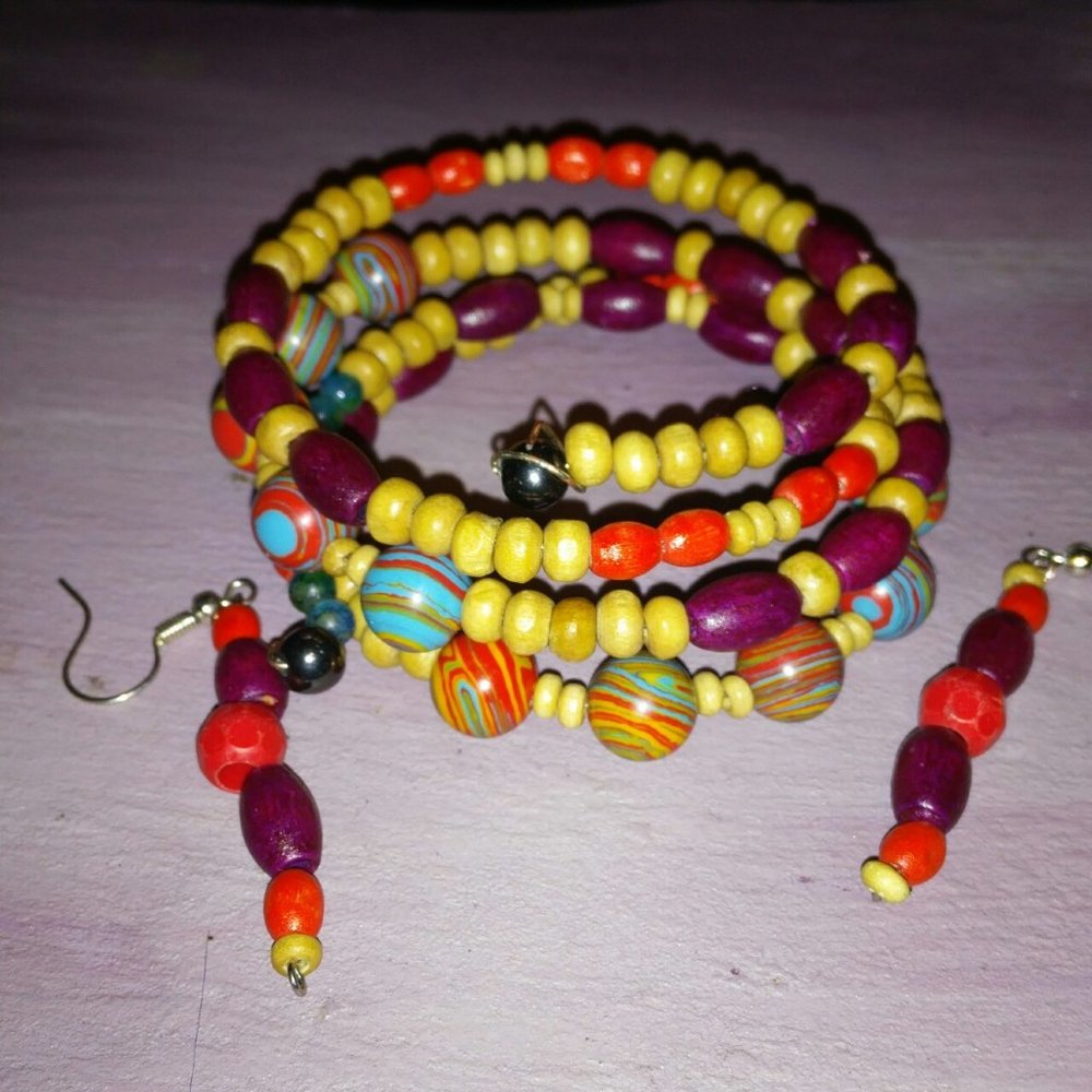 Flare of The Southwest ~ earth tone beads